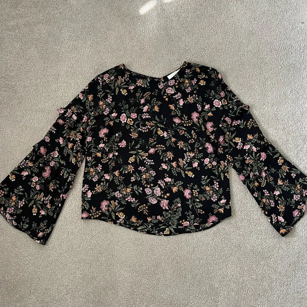 Women’s top - size S - Picture 1 of 4